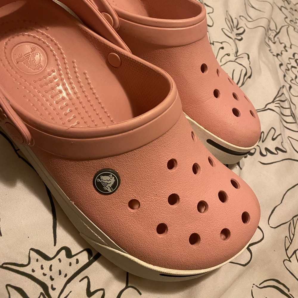 Pink crocs